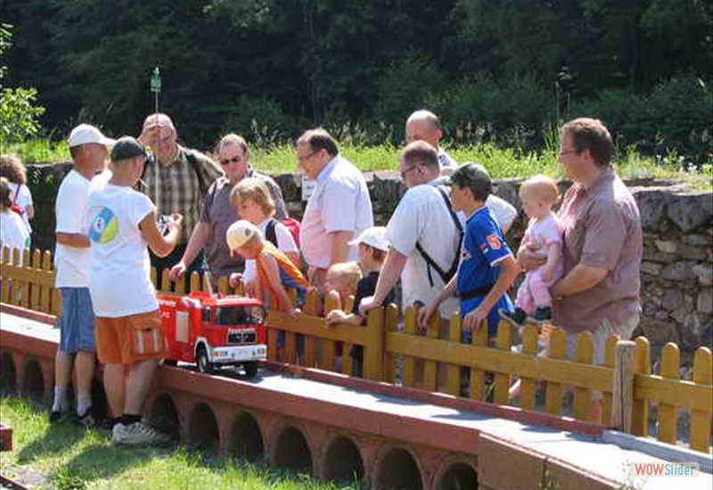 Frw. Feuerwehr aus Fulda mit Kind und Kegel